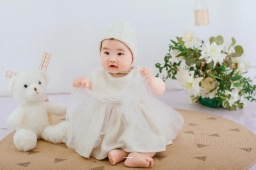 广州借卵试管代怀包男孩如何给宝宝排气